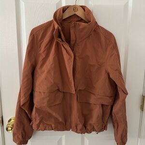 lululemon athletica Women's Always Effortless Jacket in Desert Sun